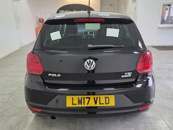 Used Volkswagen Polo 2017 for sale - 77621985: Photo