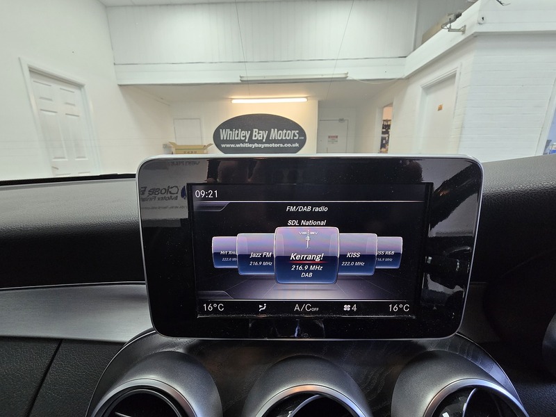 Used Mercedes-Benz C Class 2018 for sale - 76831592: Photo 11