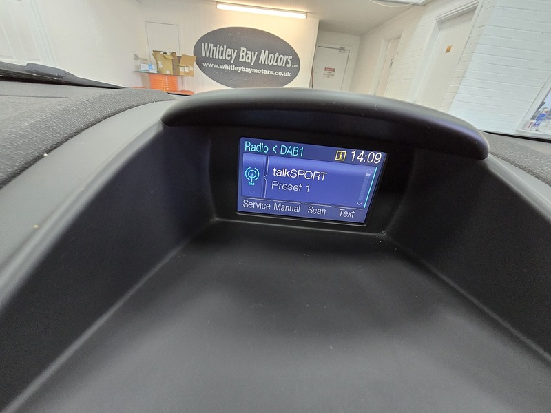 Used Ford Fiesta 2013 for sale - 76698997: Photo 10