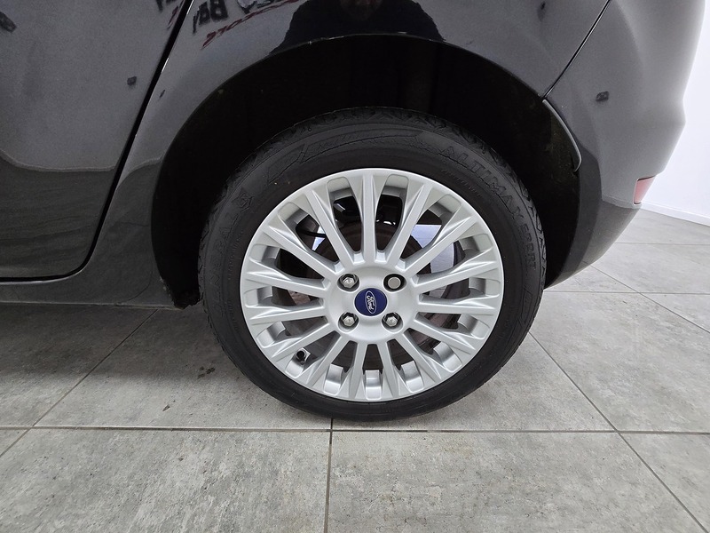 Used Ford Fiesta 2013 for sale - 76698997: Photo 19