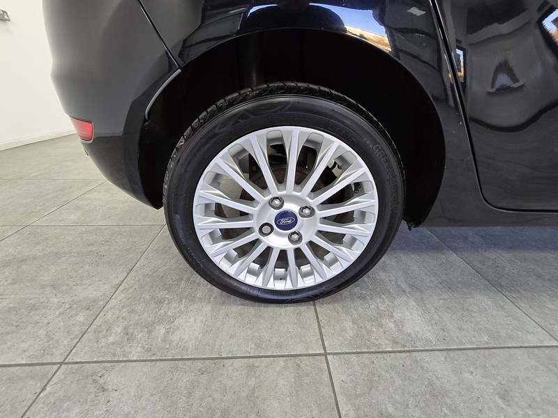 Used Ford Fiesta 2013 for sale - 76698997: Photo 20