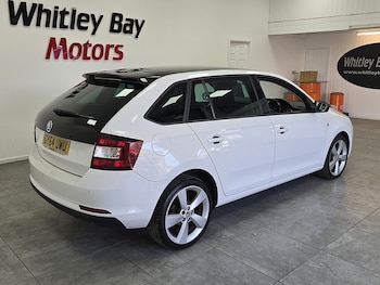Used Skoda Rapid Spaceback 2014 for sale - 75567987: Photo