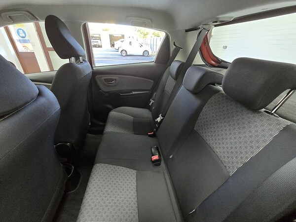 Used Toyota Yaris 2015 for sale - 76027076: Photo 16
