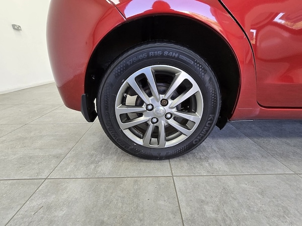 Used Toyota Yaris 2015 for sale - 76027076: Photo 20