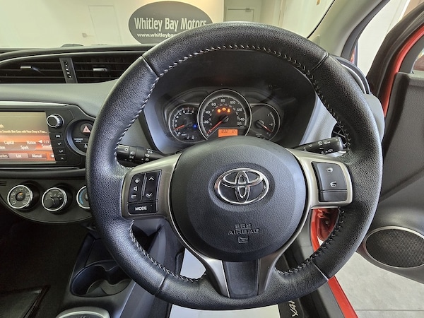 Used Toyota Yaris 2015 for sale - 76027076: Photo 9