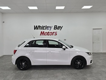 Used Audi A1 2017 for sale - 76128085: Photo 2