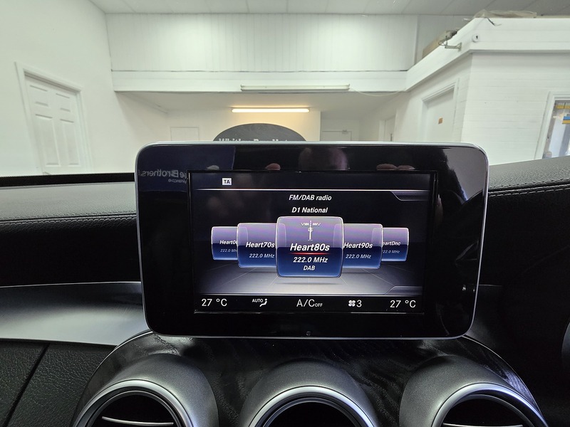 Used Mercedes-Benz C Class 2015 for sale - 77250887: Photo 11