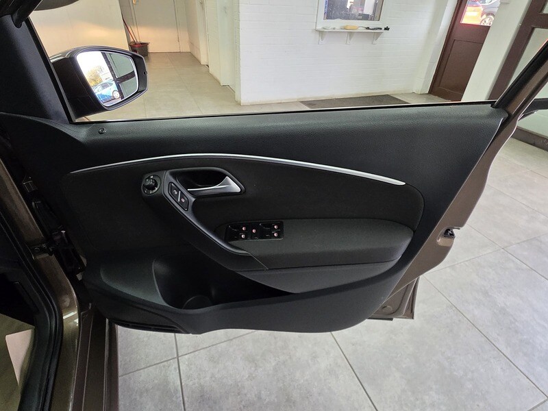 Used Volkswagen Polo 2014 for sale - 77905969: Photo 12