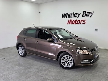Used Volkswagen Polo 2014 for sale - 77905969: Photo