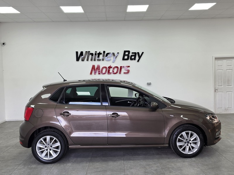 Used Volkswagen Polo 2014 for sale - 77905969: Photo 2