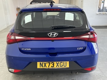 Used Hyundai i20 2023 for sale - 78915660: Photo