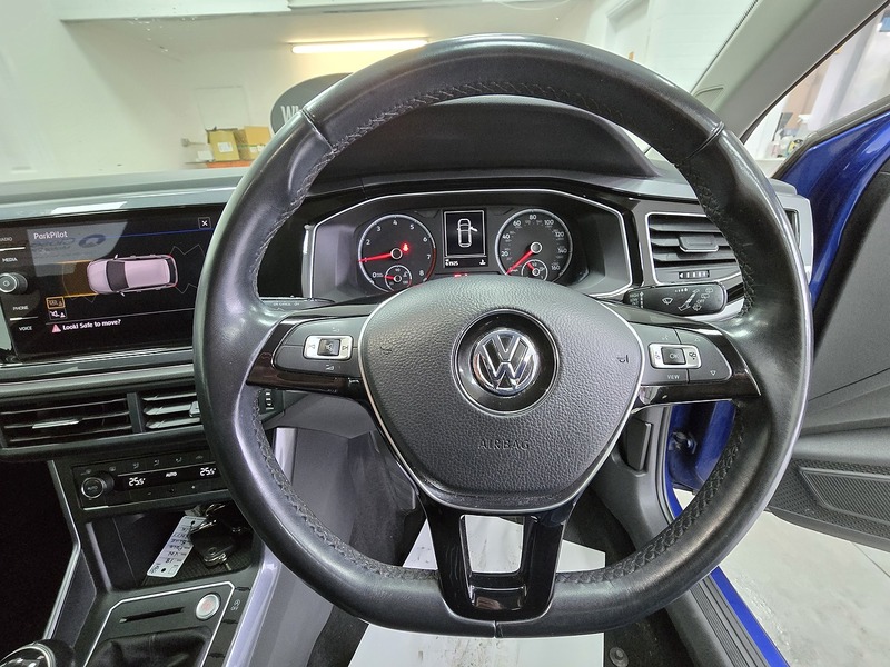 Used Volkswagen Polo 2018 for sale - 76510329: Photo 9
