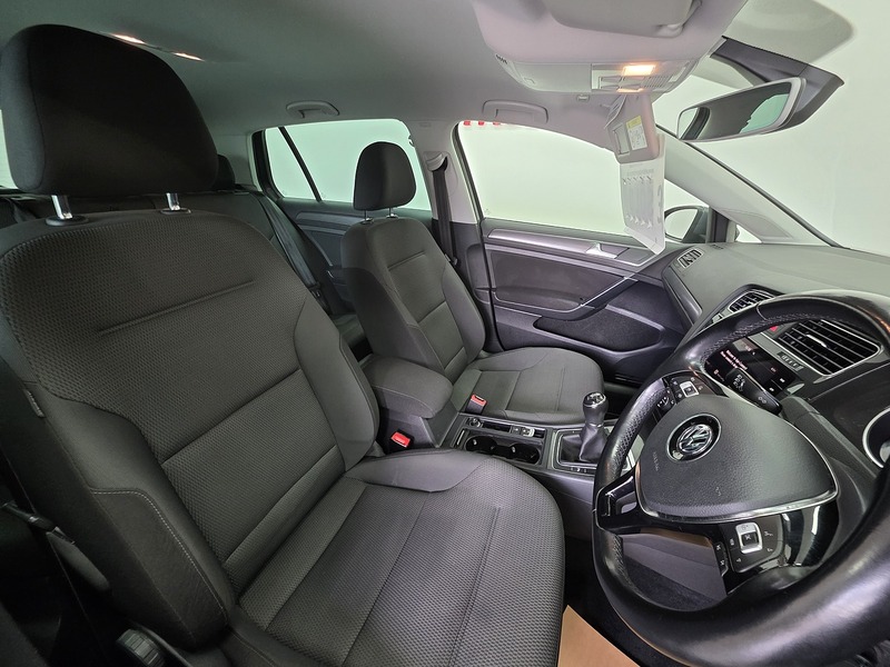 Used Volkswagen Golf 2020 for sale - 77805832: Photo 15