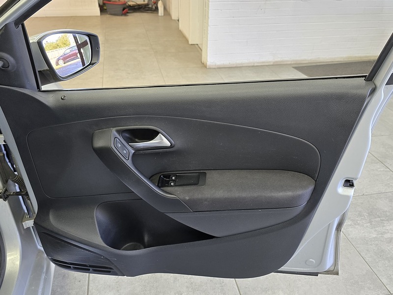 Used Volkswagen Polo 2016 for sale - 76444662: Photo 11