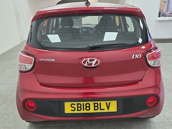 Used Hyundai i10 2018 for sale - 77247334: Photo