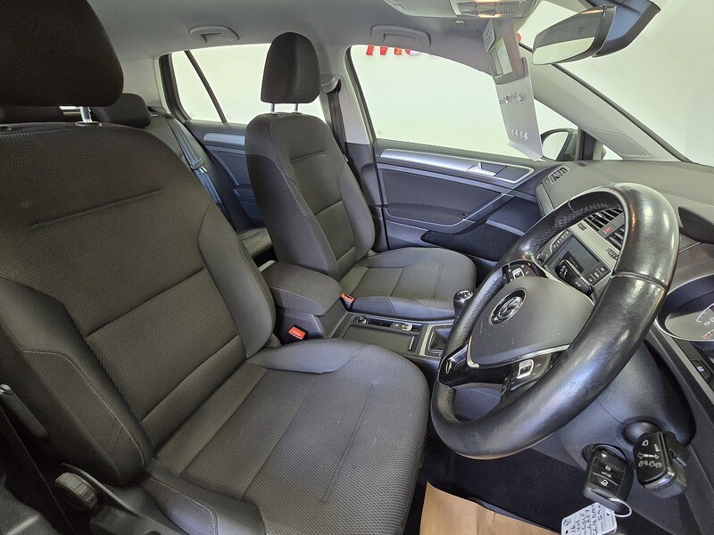 Used Volkswagen Golf 2016 for sale - 75693623: Photo 14