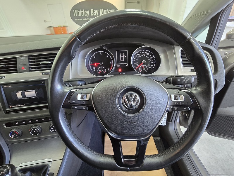 Used Volkswagen Golf 2016 for sale - 75693623: Photo 9