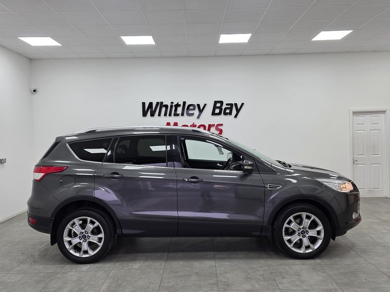 Used Ford Kuga 2015 for sale - 77776316: Photo 2