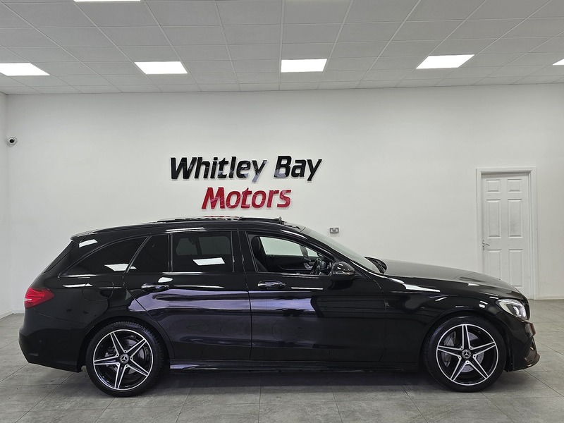 Used Mercedes-Benz C Class 2018 for sale - 76526067: Photo 2