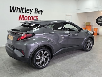 Used Toyota C-HR 2020 for sale - 75581147: Photo