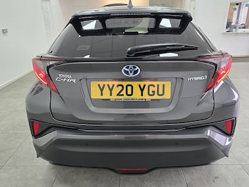 Used Toyota C-HR 2020 for sale - 75581147: Photo