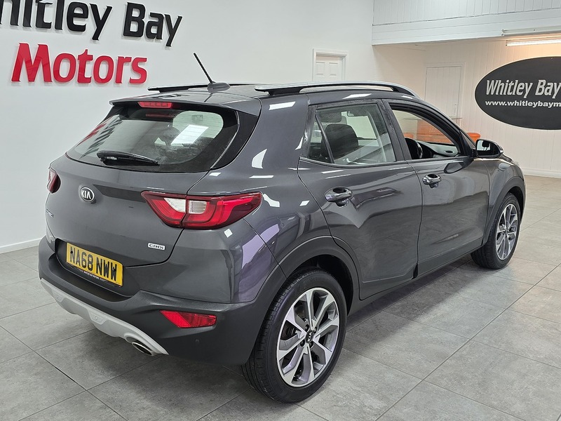 Used Kia Stonic 2018 for sale - 76320262: Photo 3