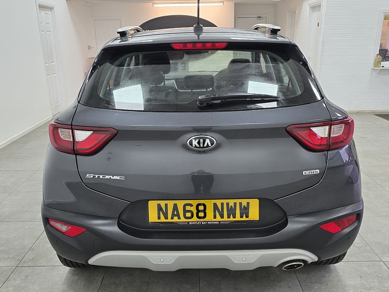 Used Kia Stonic 2018 for sale - 76320262: Photo 4
