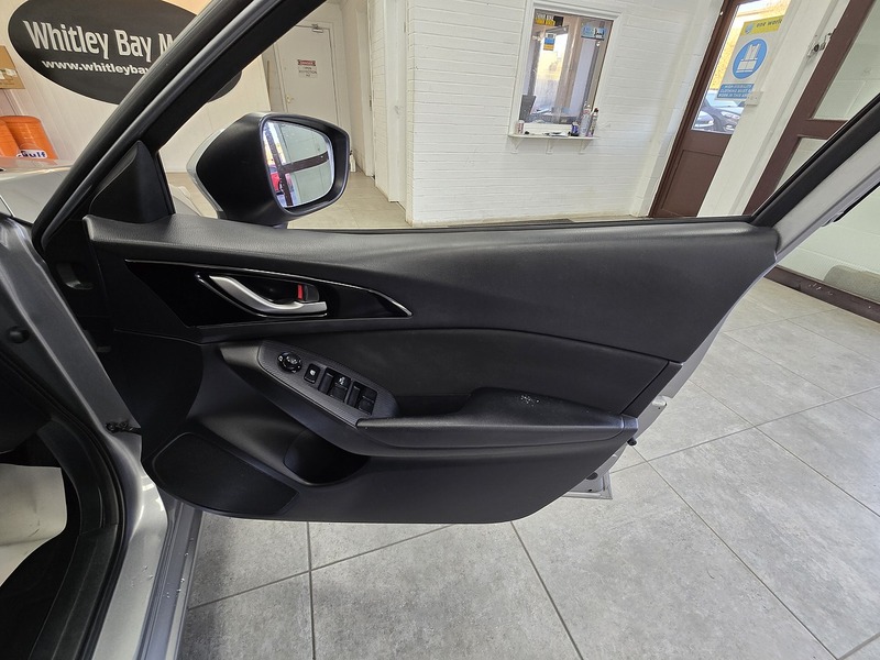 Used Mazda Mazda3 2016 for sale - 77365178: Photo 13