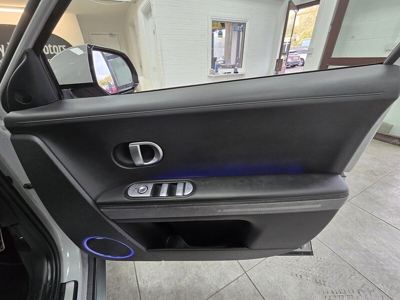 Used Hyundai IONIQ 5 2023 for sale - 76542828: Photo 16