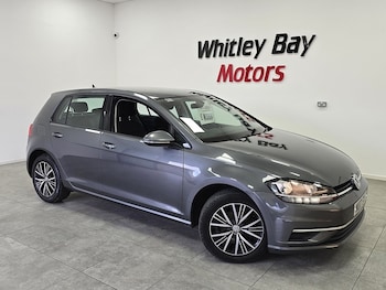 Used Volkswagen Golf 2017 for sale - 76386789: Photo