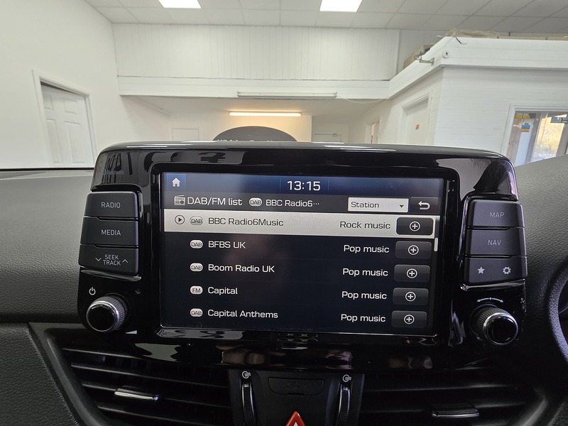 Used Hyundai i30 2018 for sale - 76682344: Photo 12