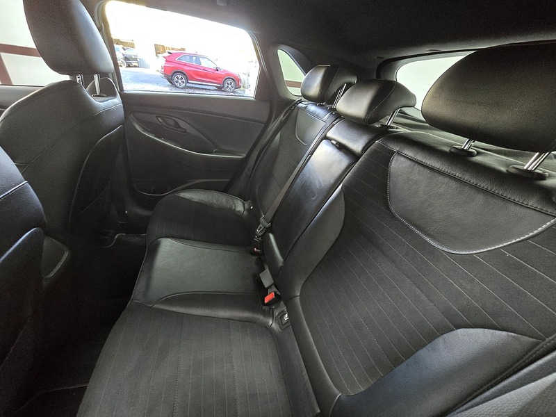 Used Hyundai i30 2018 for sale - 76682344: Photo 18