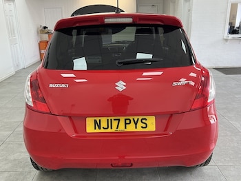 Used Suzuki Swift 2017 for sale - 79436136: Photo