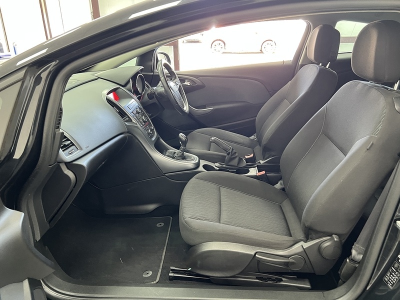 Used Vauxhall Astra GTC for sale - 76492163: Photo 14