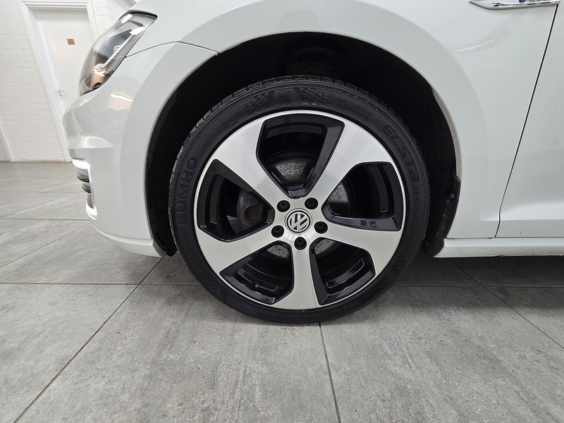 Used Volkswagen Golf for sale - 76682343: Photo 20