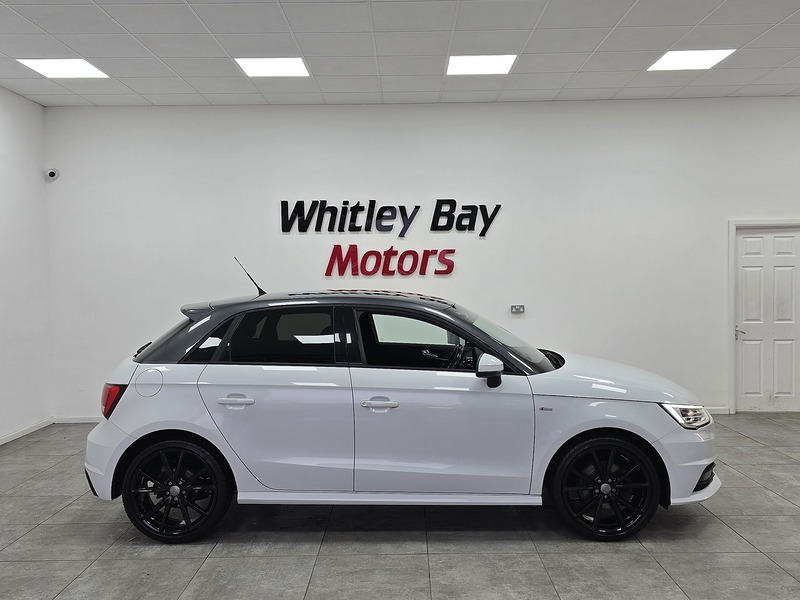 Used Audi A1 2018 for sale - 76651069: Photo 2