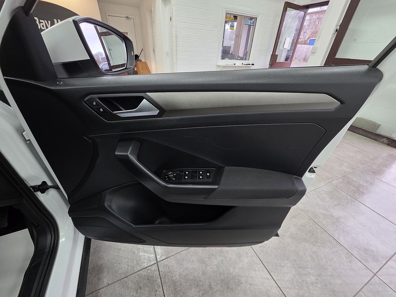 Used Volkswagen T-Roc 2020 for sale - 77621999: Photo 13