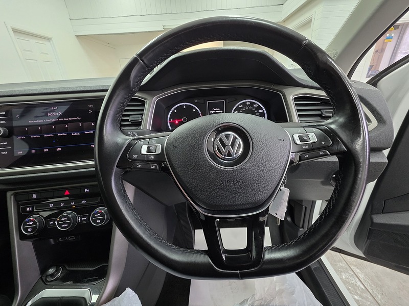 Used Volkswagen T-Roc 2020 for sale - 77621999: Photo 9