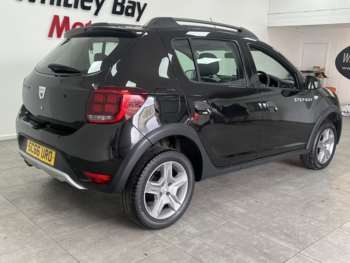 Used Dacia Sandero Stepway 2017 for sale - 74770384: Photo
