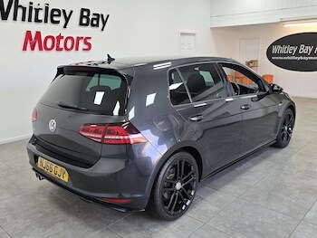 Used Volkswagen Golf 2016 for sale - 77154045: Photo