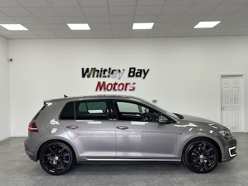 Used Volkswagen Golf 2016 for sale - 78453612: Photo