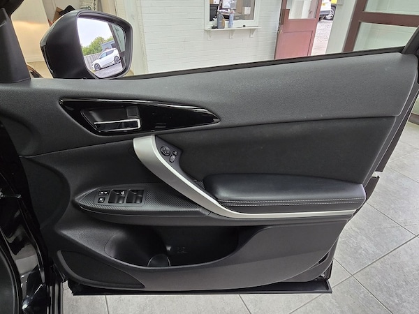 Used Mitsubishi Eclipse Cross 2018 for sale - 75616575: Photo 14