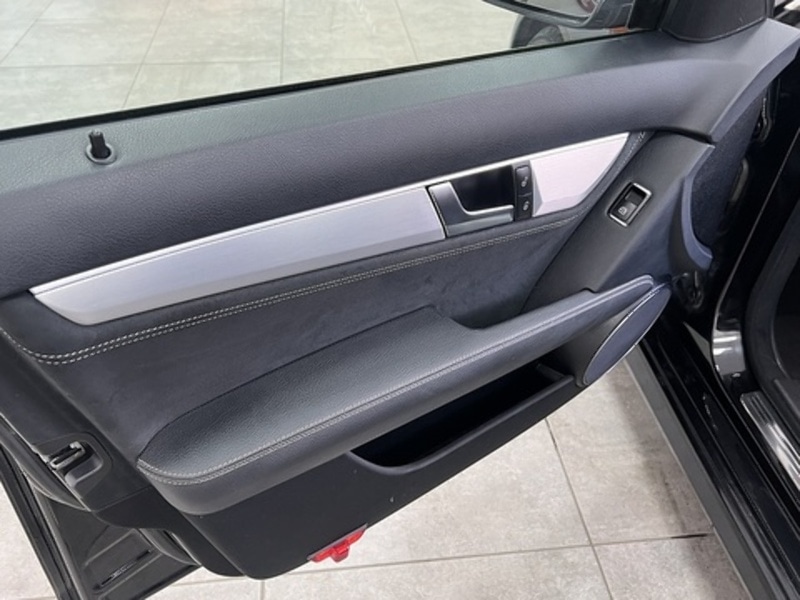 Used Mercedes-Benz C Class 2014 for sale - 76542832: Photo 18