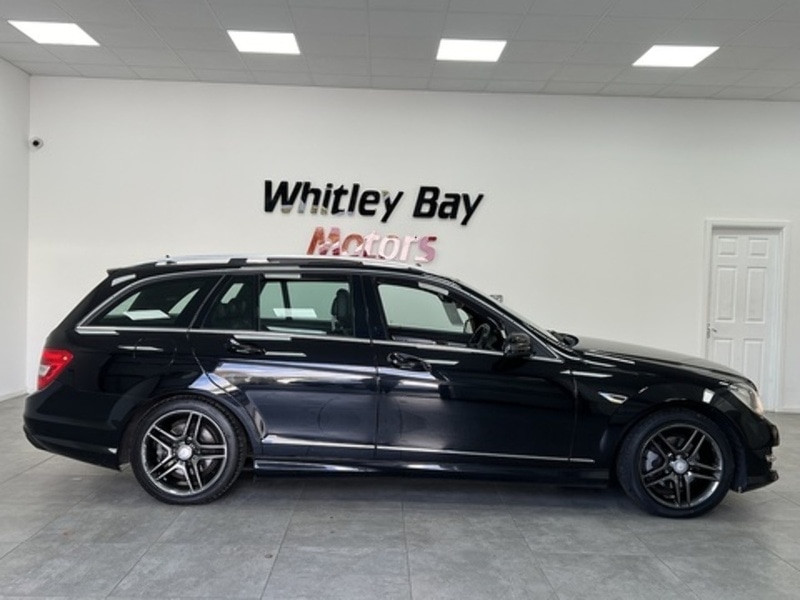 Used Mercedes-Benz C Class 2014 for sale - 76542832: Photo 2