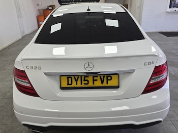 Used Mercedes-Benz C Class 2015 for sale - 77247318: Photo