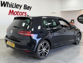 Used Volkswagen Golf 2015 for sale - 78078847: Photo