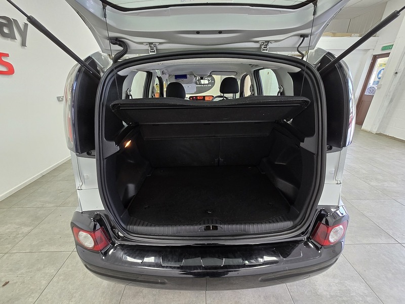 Used Citroen C3 Picasso 2013 for sale - 76845872: Photo 15