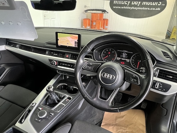 Used Audi A4 Avant 2016 for sale - 74671254: Photo 10