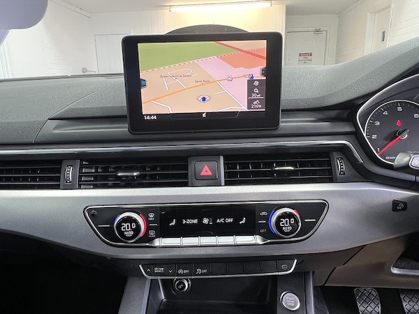 Used Audi A4 Avant 2016 for sale - 74671254: Photo 12