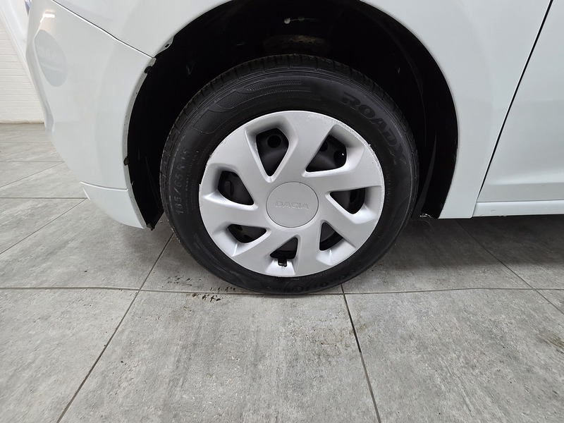 Used Dacia Sandero 2018 for sale - 76651070: Photo 18